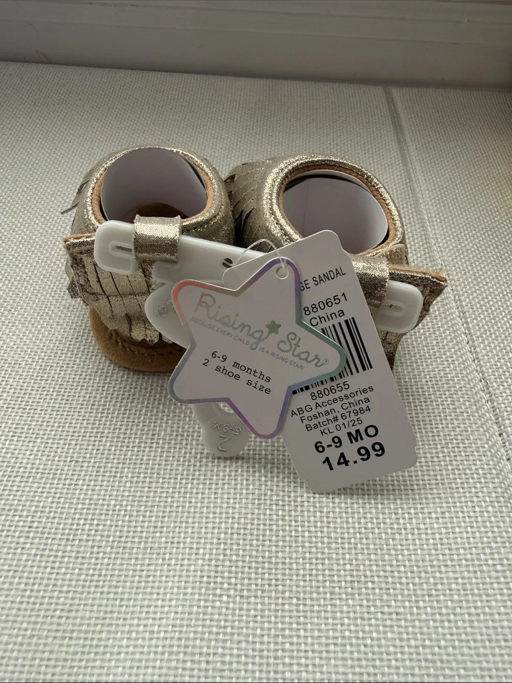 Gold Fringe Baby Sandals Size 6-9 Months (2)